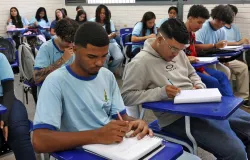 P�-de-Meia: nascidos em setembro e outubro recebem R$ 200 nesta sexta-feira