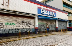 Justi�a manda Casas Bahia recontratar funcion�rios: entenda o caso