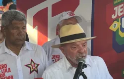 Lula: Educa��o custa menos que pris�o