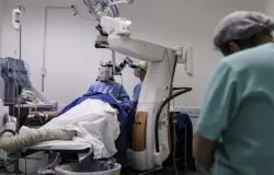 Quedas e queimaduras: o que mais derruba crian�as na cama do hospital no Brasil