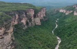 Governo da Bahia cria prote��o total para a Serra da Chapadinha ap�s promessa em debate