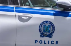 Beb� de 9 meses � encontrado morto dentro de mala em apartamento na Gr�cia
