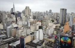 Tempo firme e frio no in�cio do dia em S�o Paulo nesta quinta