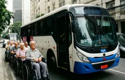 Rio de Janeiro vai dar �nibus adaptado gr�tis para idosos e deficientes votarem