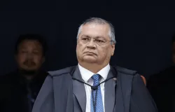 Crise no STF: Dino afirma que Corte � maior que seus pr�prios ministros