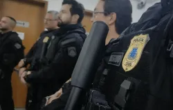 Pol�cia prende organiza��o criminosa que fazia 'entrega' de drogas em Feira de Santana