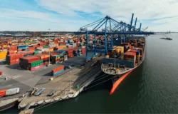 Balan�a comercial bate recorde e super�vit cresce 23,8% em agosto