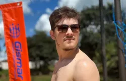 Dan�arino de quadrilha de 22 anos morre ao perder controle de moto e bater em mureta em Tangar� da Serra