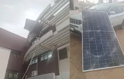 Temporal com ventos fortes derruba �rvores e causa estragos em cidade de MS