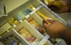 Pre�os caem em agosto: infla��o oficial bate recorde de baixa e afeta sal�rios
