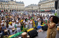 Padre pro�be festa afro-brasileira em Paris e evento muda de lugar para pra�a p�blica
