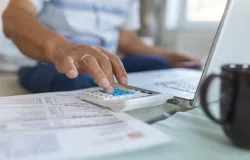 Juros altos empurram pequenos neg�cios para fal�ncia: veja como sobreviver � crise