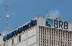 PF revela fraude gigante de 17 bilh�es no BRB e Banco Master