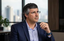 Chefe do BTG Pactual prev� elei��o apertada e aposta em queda dos juros para estabilizar a sociedade
