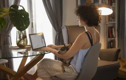 Trabalhar em casa pode ser nocivo para a sua sa�de, mostra estudo