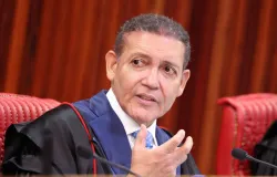 Kassio Nunes Marques se declara suspeito e surpreende campanha de Fl�vio Bolsonaro