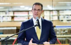 TSE pune fake news e comit�s correm contra bloqueio de redes em 2026