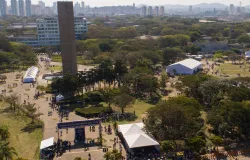 USP abre Feira das Profiss�es 2026 com 37 mil inscritos e espera receber 75 mil estudantes em S�o Paulo