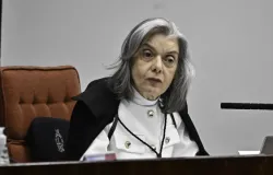 Crise no Supremo pode atrasar decis�es sobre voc� ter direitos de trabalhador em vagas por app e em contrato pr�pria