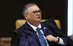 Dino manda PF investigar v�nculos de Vorcaro com cemit�rios, mas n�o pode mexer em Mendon�a