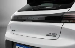 Peugeot 208 perde pot�ncia para pagar menos imposto na linha 2027