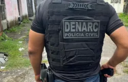 Homem � preso ao comandar entrega de drogas por aplicativo em Salvador