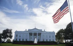 Trump impede entrada de jornalistas da CNN e MS NOW na Casa Branca como puni��o por cobertura