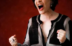 Marina Lima comemora 70 anos com show gratuito em Salvador