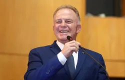 Renato Casagrande busca 4� mandato no Senado ap�s ser 3x governador do ES