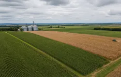 Economia do Brasil deve crescer menos em 2026 e 2027 conforme nova proje��o da Fazenda