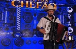 Cantor baiano fecha primeiro DVD em Bras�lia com cl�ssicos da MPB e m�sicas pr�prias