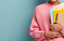 Universidade � espa�o para ouvir dor e refletir sobre racismo no Brasil