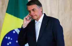 Bolsonaro aceita voltar para a pris�o: defesa desiste de pedido de liberdade