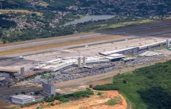 Aeroporto de Confins fecha pista por manuten��o e causa cancelamento de 6 voos