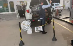Opera��o da pol�cia prende dois homens e fecha posto de gasolina por vender combust�vel irregular em Feira de Santana