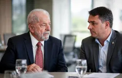 Pesquisa revela: Desaprova��o de Lula cai levemente, mas Fl�vio Bolsonaro segue com mais rejei��o