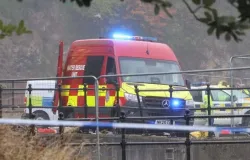 Carro cai no rio com tr�s adolescentes a bordo e mobiliza servi�os de emerg�ncia na cidade de Sunderland, na Inglaterra