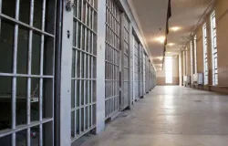 Homem passa 41 anos preso injustamente e � libertado ap�s teste de DNA