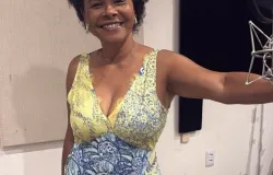 M�rcia Short grava m�sica que ser� o hino do Bloco Filhas de Gandhy no Carnaval 2027