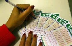 Ningu�m acertou a Mega-Sena e pr�mio de R$ 82 milh�es acumulou para o pr�ximo s�bado