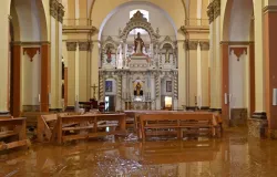 Espanha: Chuva forte afoga cidade, deixa 102 anos morta e salva 90 pessoas