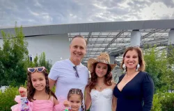Familia de Chad Lowe compartilha v�deos emocionantes da filha Fiona, de 13 anos, que morreu em suic�dio