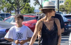Halle Berry vista com o filho dias ap�s den�ncia de abuso por ex-marido