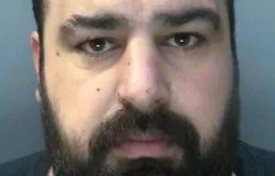 Refugiado � preso por quase 5 anos ap�s esfaquear homem 7 vezes na rua e dizer: 'Eu deveria te matar'