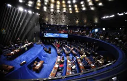 Senado come�a a debater o fim da escala 6x1, mas press�o popular cai ap�s elei��es