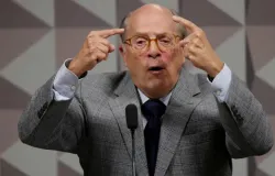 Ex-ministro da Justi�a critica Fl�vio Bolsonaro e defende Lula para salvar a democracia