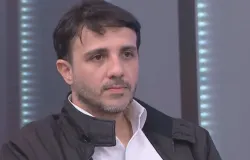 Renan Santos muda de ideia: abandona discursos duros para se aproximar da esquerda e irrita Fl�vio