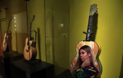 Mar�lia Mendon�a ganha museu com roupas, di�rios e quarto recriado em S�o Paulo