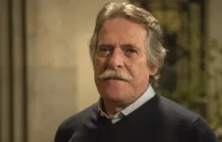 Jos� de Abreu cobra famosos por sil�ncio contra o fascismo e cita Selton Mello