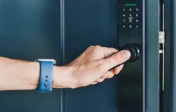 5 motivos simples para voc� trocar a chave comum por uma fechadura inteligente